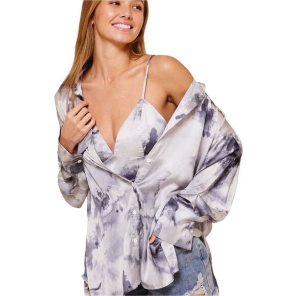 Oversized Boyfriend Button Down Top And Bralette Set - Picture 2 of 7